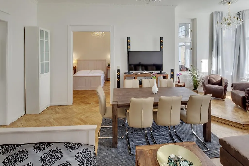 Old Town Square Apartments Prague Aparthotel