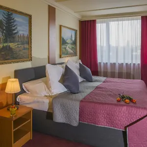 Top Hotel Praha Ξενοδοχείο
