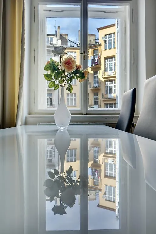 Old Town Square Apartments Prague