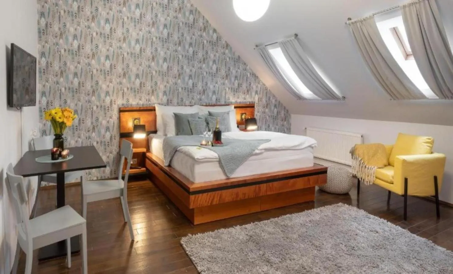 Old Town Square Apartments Πράγα 4*,  Τσεχία